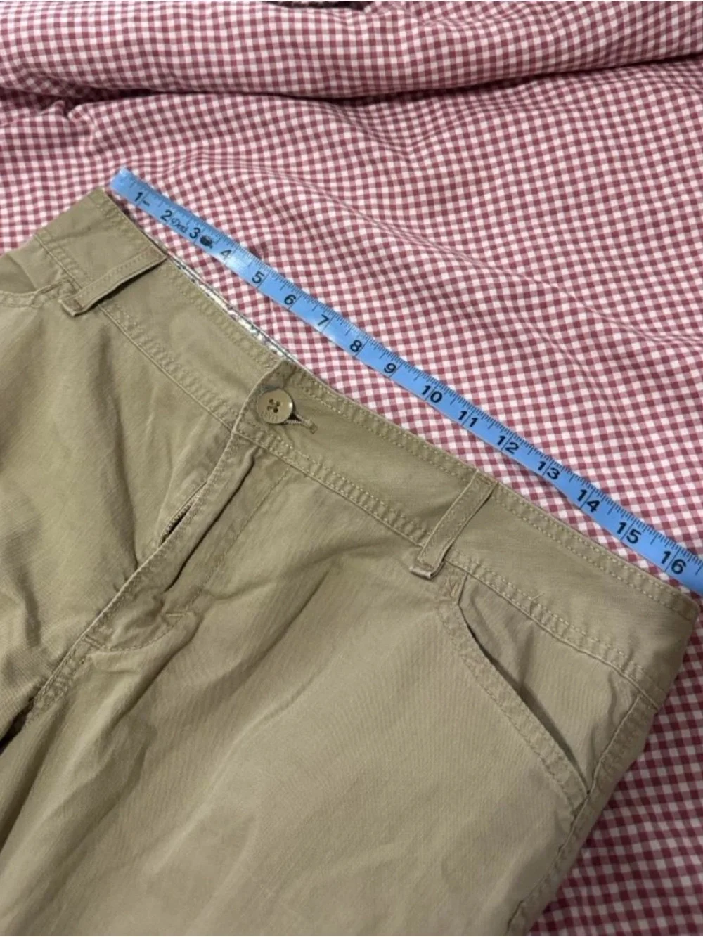 Y2K Khaki Capri Pants - Picture 5 of 7